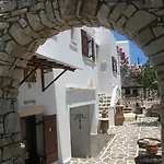 Lejlighed Sunset And For Adults Over 21 Only Naousa