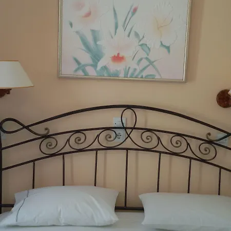 Sunset And For Adults Over 21 Only Appartement