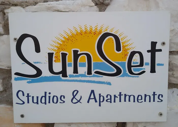 Sunset And For Adults Over 21 Only Apartment Naousa (Paros)